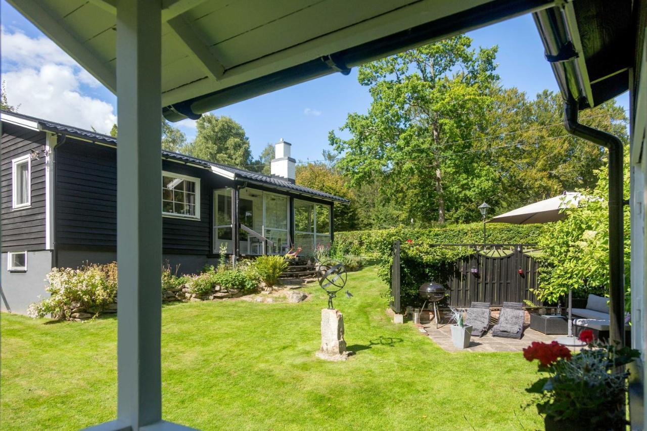 Very Nice Cottage By The Lake. Lursjoen! Hästveda Extérieur photo
